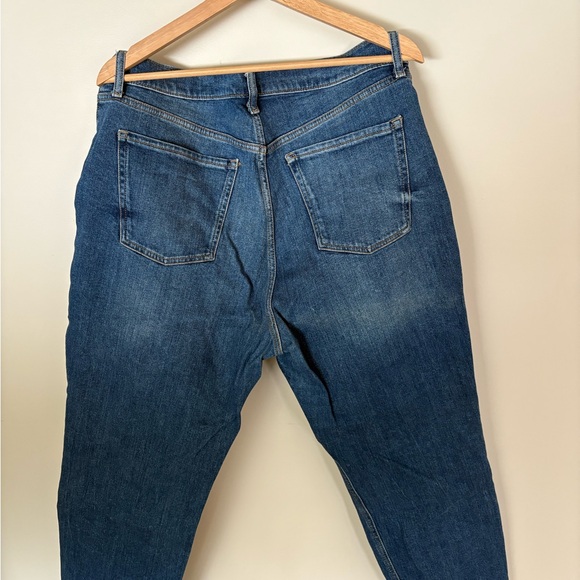 Old Navy Sky High Straight Jeans - Picture 2 of 2